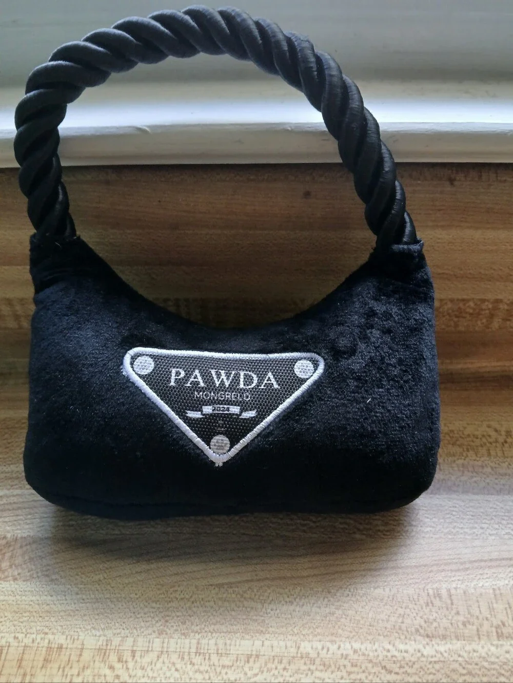 Dog NWT Fashion Black Purse W/Squeaker